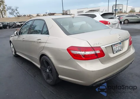 2010 Mercedes-Benz E 350 из США, поврежденный, VIN WDDHF5GB6AA074577